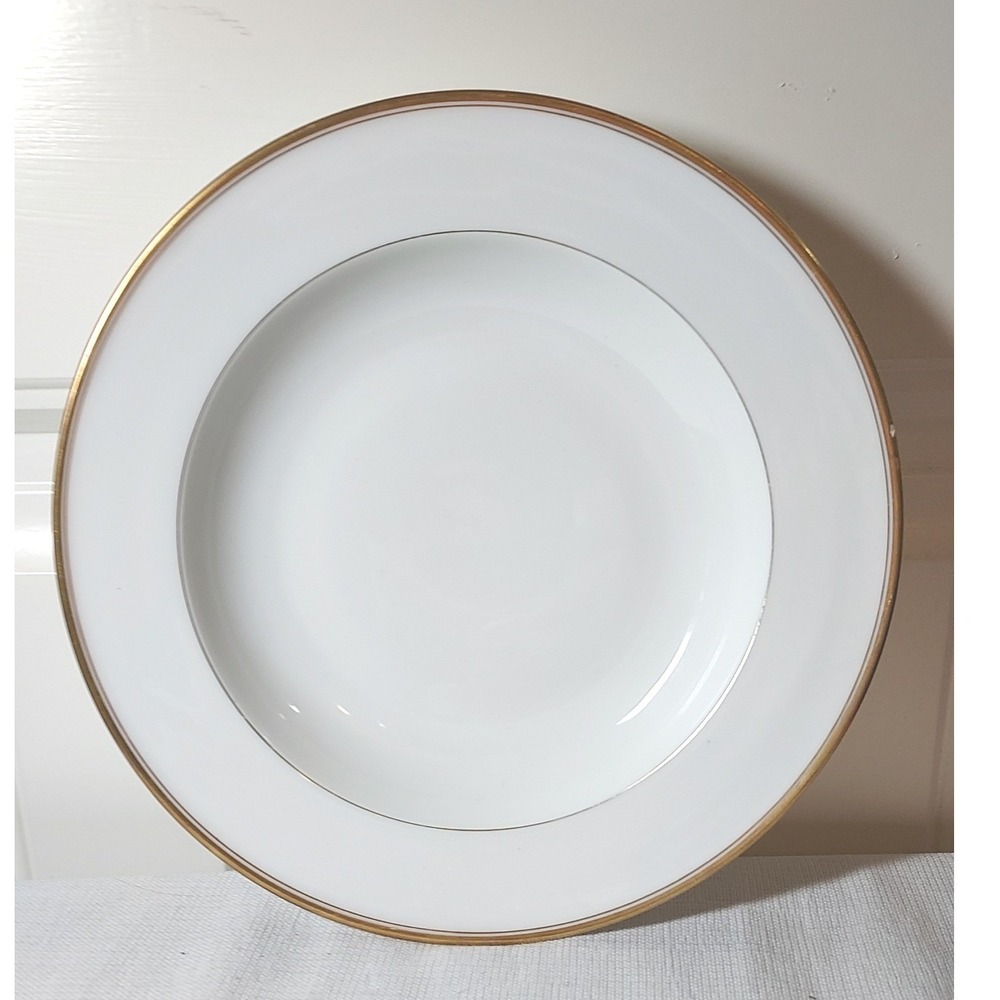 T&V Limoges Dinner Plate‎ 9.75 White Gold Trim France Antique Porcelain